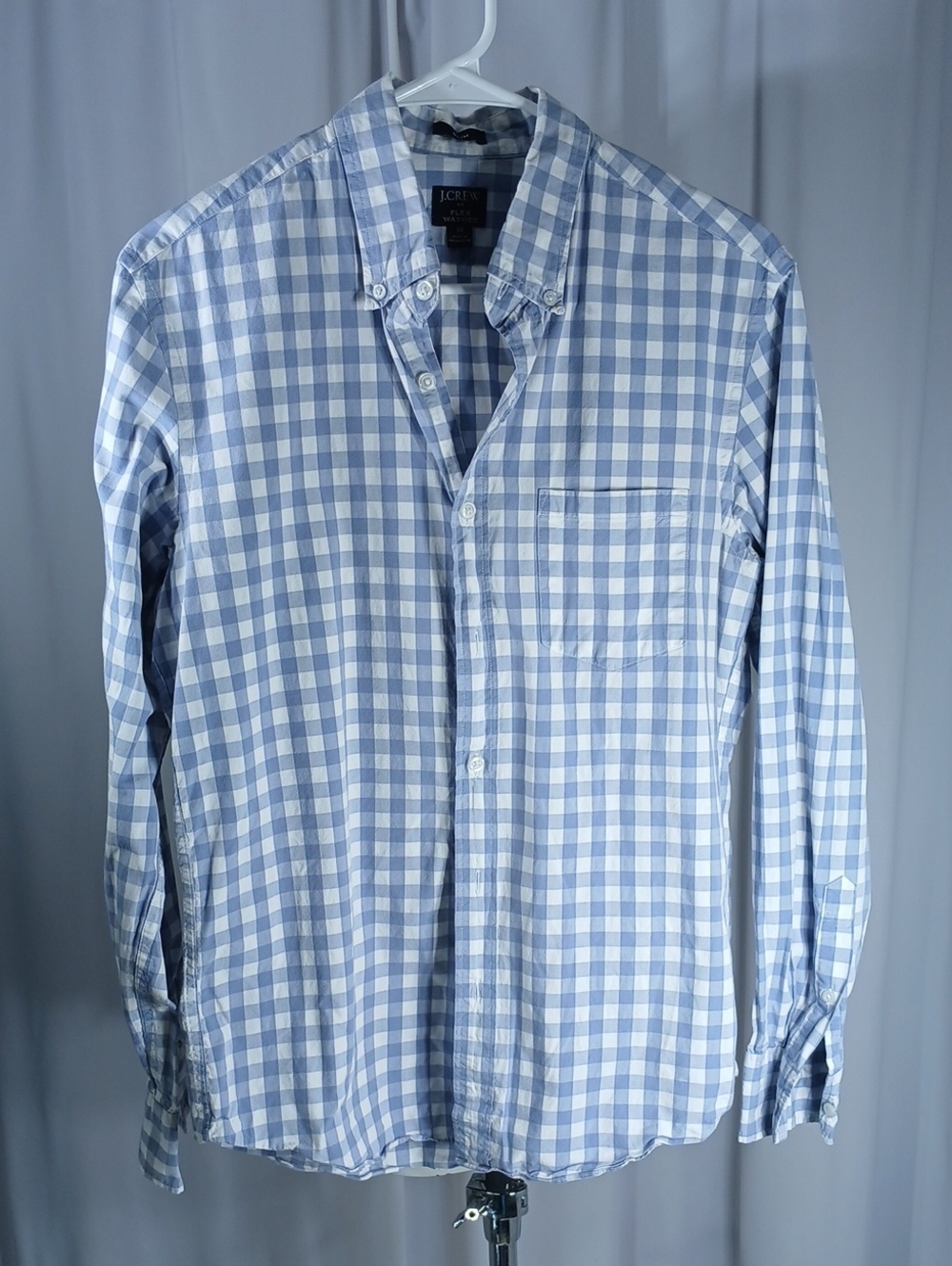 J. Crew mens Blue and White Gingham Button-Down Shirt